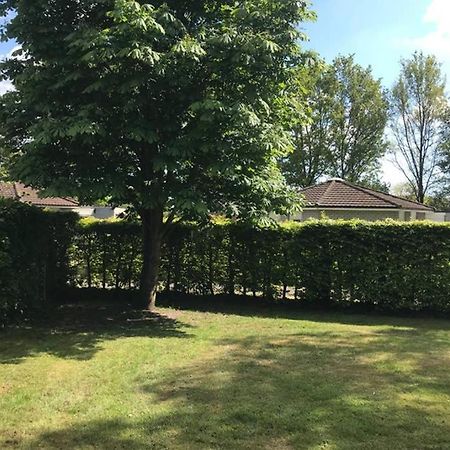 Rustig Gelegen Bungalow In Mooi 하펠트 외부 사진